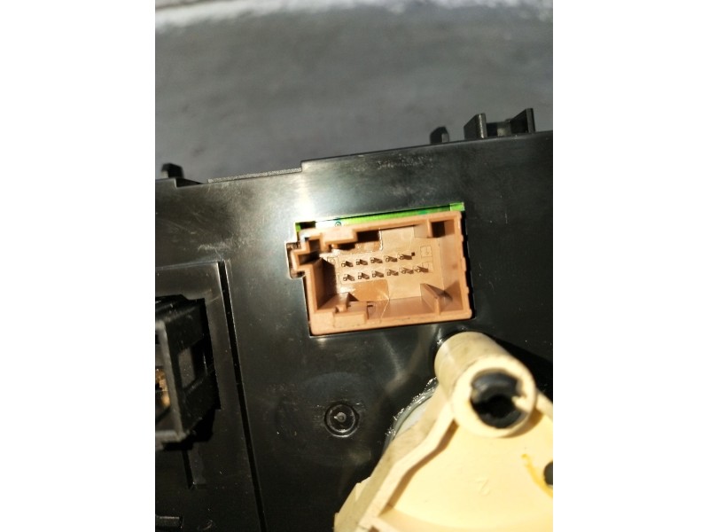 Recambio de mando calefaccion / aire acondicionado para citroën c3 ii (sc_) 1.0 vti 68 referencia OEM IAM Z5810001  2009
