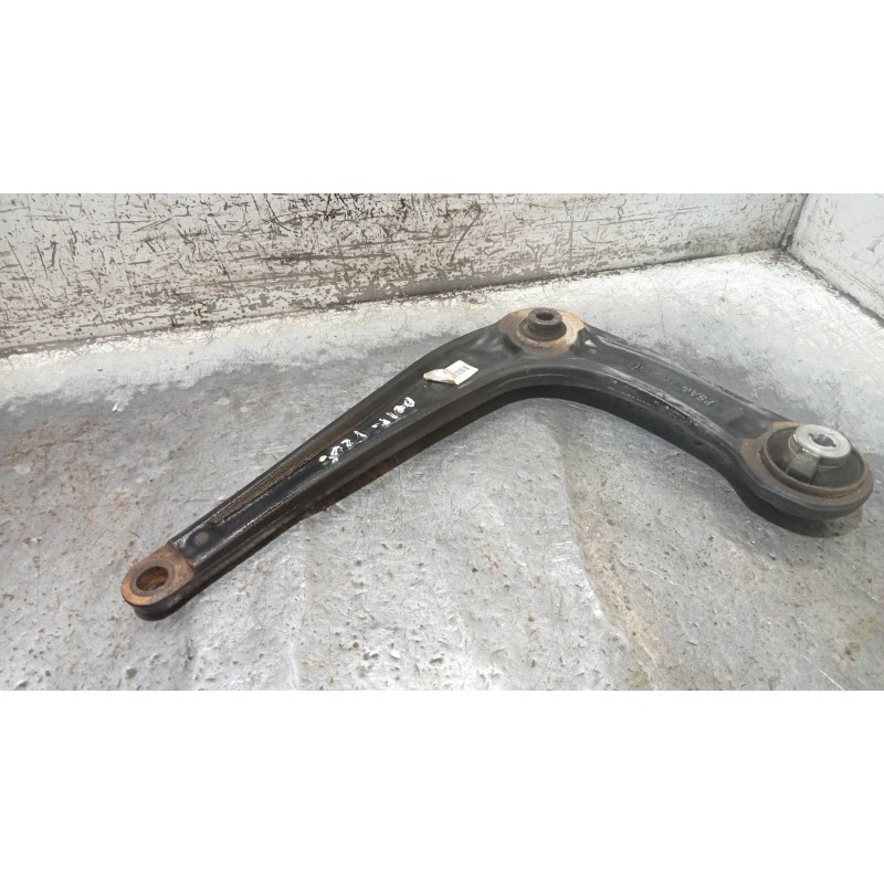 Recambio de brazo suspension inferior delantero izquierdo para peugeot expert combi 2.0 blue-hdi fap referencia OEM IAM 98168636