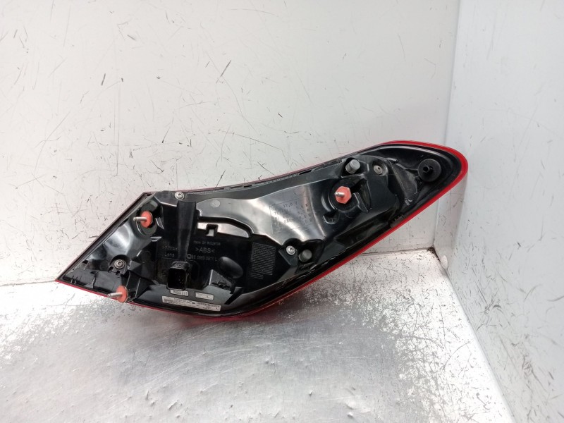 Recambio de piloto trasero izquierdo para mercedes-benz clase c (w206) c 200 d (206.003) referencia OEM IAM A2069063300 23100288