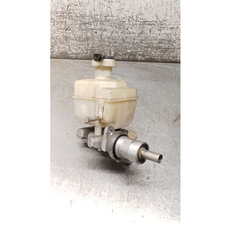 Recambio de bomba freno para land rover range rover sport v6 td s referencia OEM IAM 74471269C  10