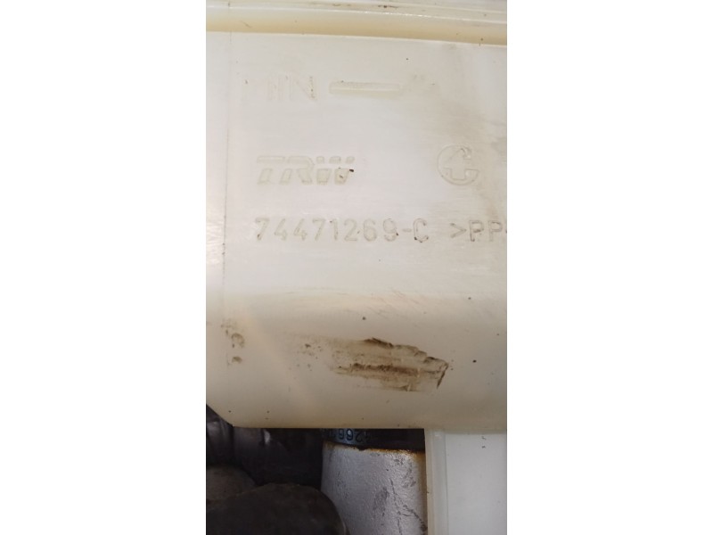 Recambio de bomba freno para land rover range rover sport v6 td s referencia OEM IAM 74471269C  10