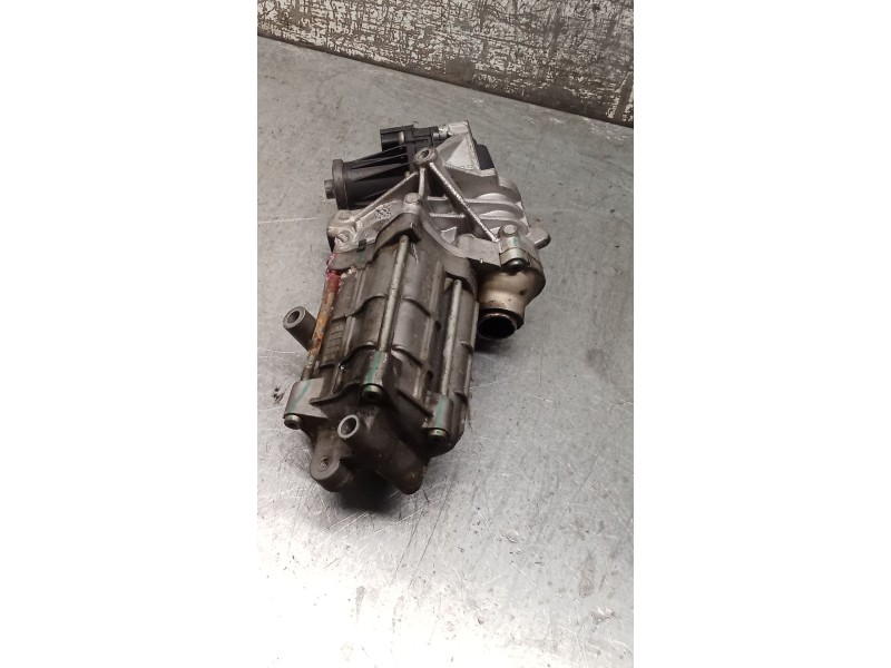 Recambio de valvula egr para land rover range rover sport v6 td s referencia OEM IAM 9X2Q9U438CA  10
