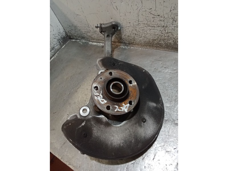 Recambio de mangueta delantera derecha para audi a7 sportback (4ga, 4gf) 3.0 tdi quattro referencia OEM IAM 4G0407242C  
