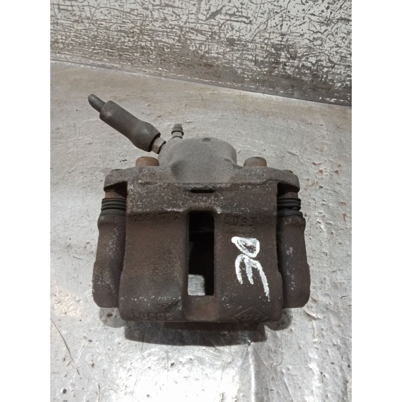 Recambio de pinza freno delantera derecha para renault clio ii (bb_, cb_) 1.5 dci (b/cb08) referencia OEM IAM   01