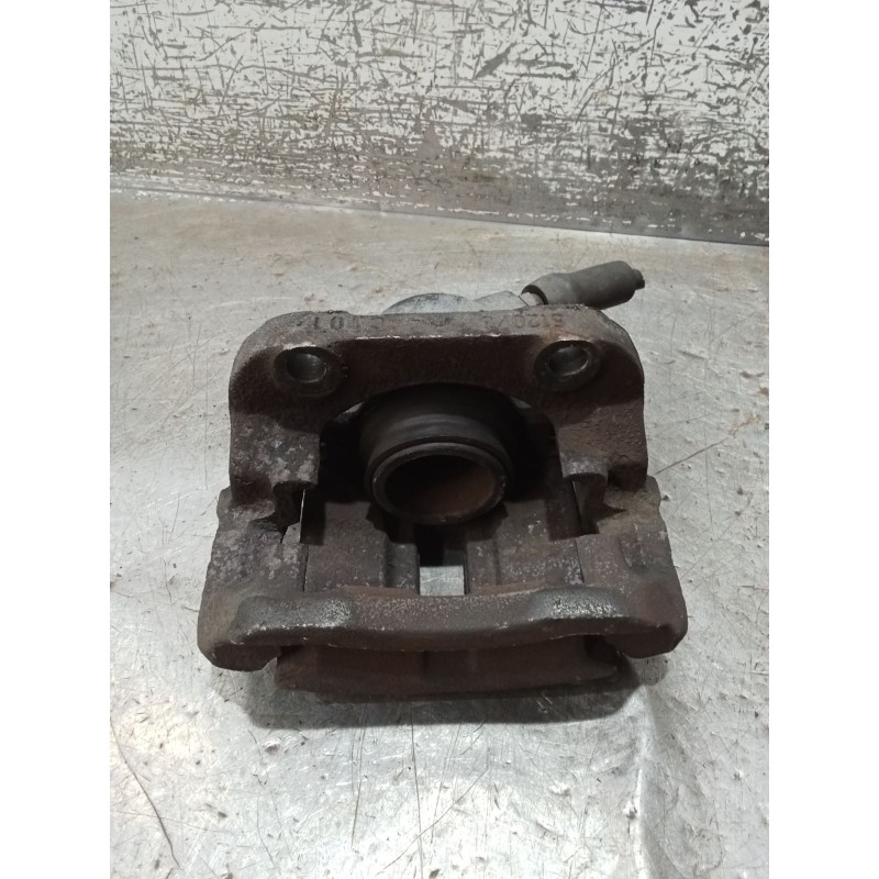 Recambio de pinza freno delantera derecha para renault clio ii (bb_, cb_) 1.5 dci (b/cb08) referencia OEM IAM   01