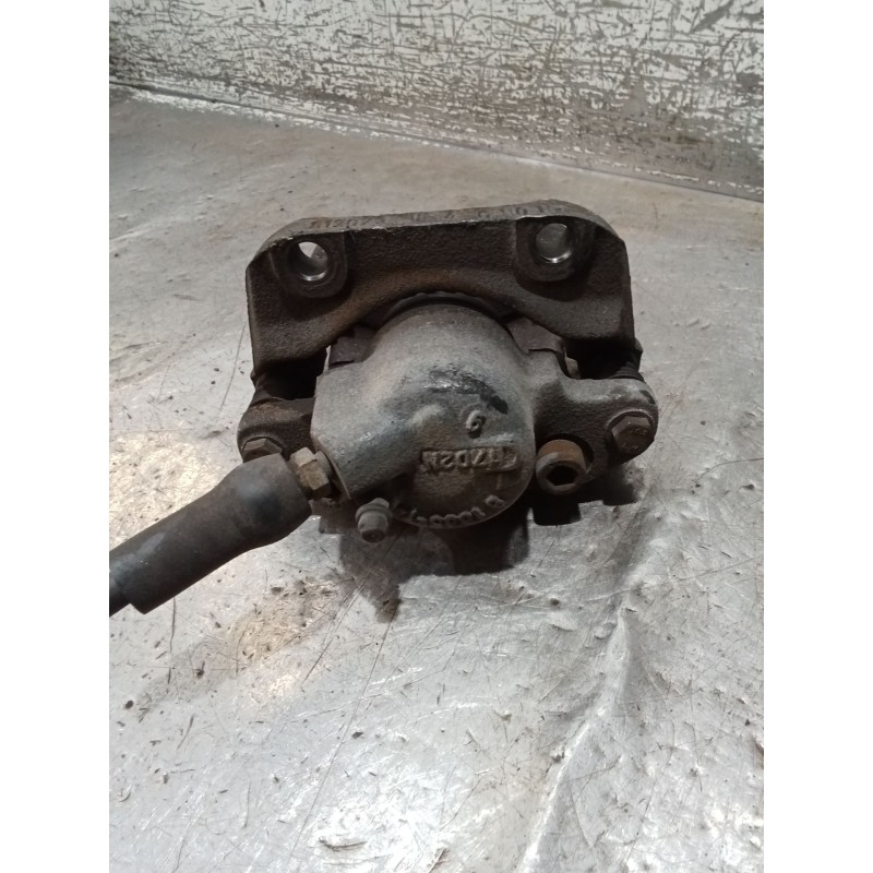 Recambio de pinza freno delantera derecha para renault clio ii (bb_, cb_) 1.5 dci (b/cb08) referencia OEM IAM   01