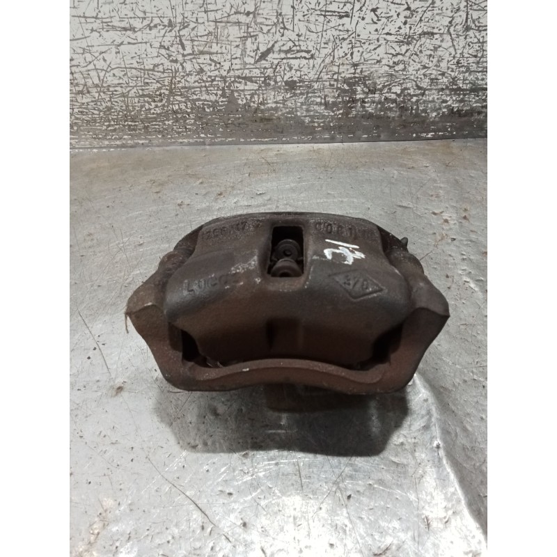 Recambio de pinza freno delantera izquierda para renault clio ii (bb_, cb_) 1.5 dci (b/cb08) referencia OEM IAM   01