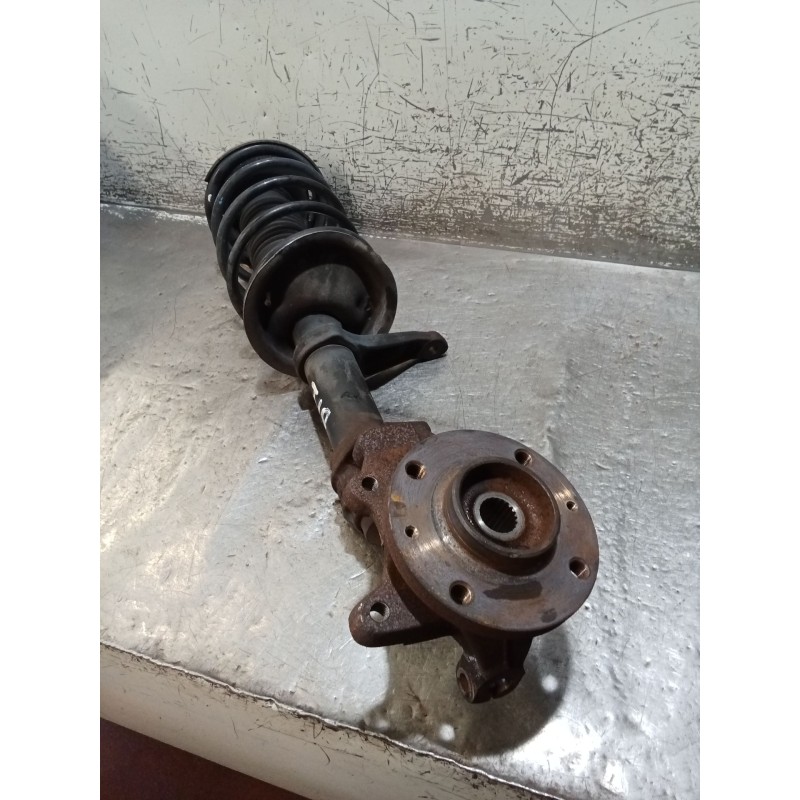 Recambio de mangueta delantera izquierda para peugeot 106 ii (1a_, 1c_) 1.1 i referencia OEM IAM   