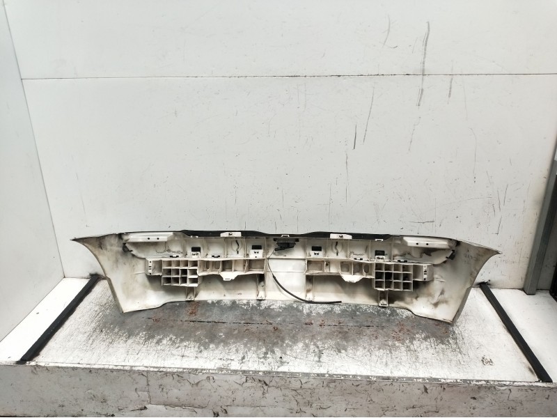 Recambio de paragolpes trasero para renault clio ii (bb_, cb_) 1.5 dci (b/cb08) referencia OEM IAM   2003