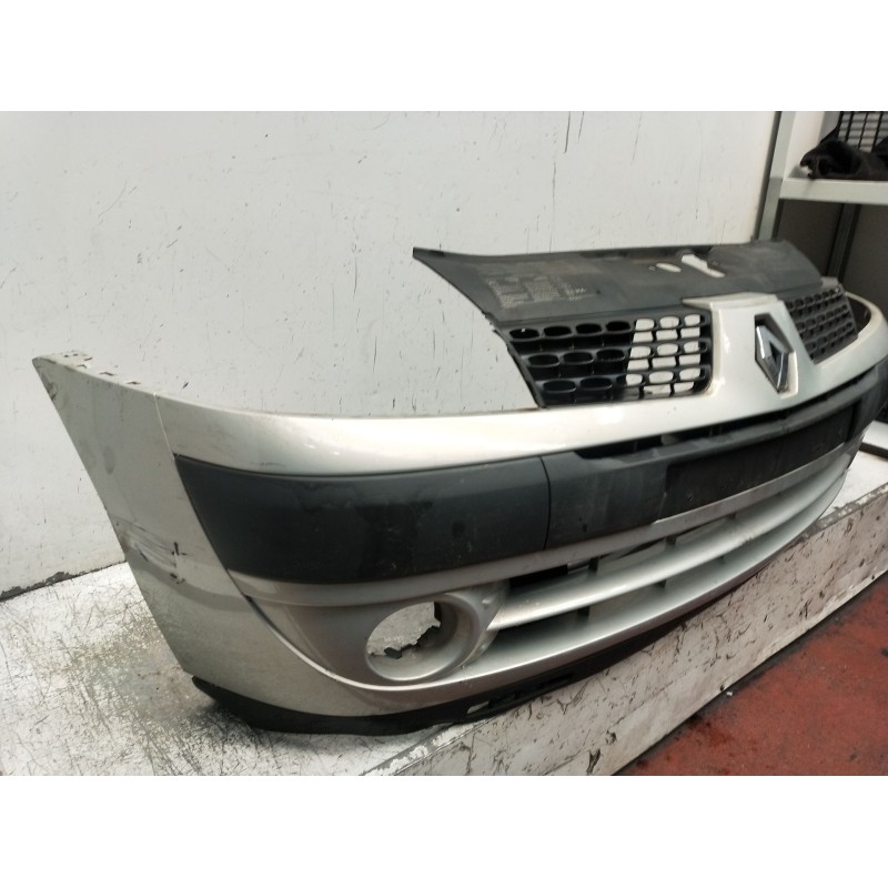 Recambio de paragolpes delantero para renault clio ii (bb_, cb_) 1.5 dci (b/cb08) referencia OEM IAM   2001