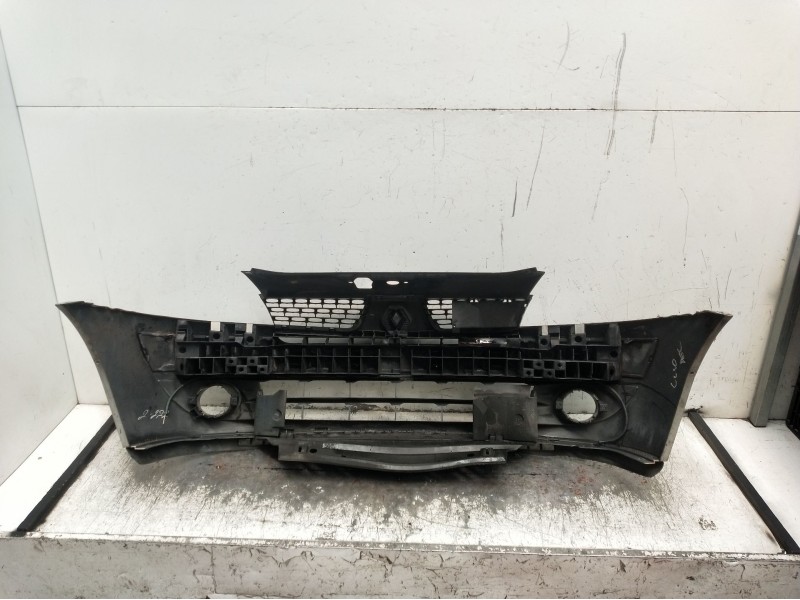 Recambio de paragolpes delantero para renault clio ii (bb_, cb_) 1.5 dci (b/cb08) referencia OEM IAM   2001