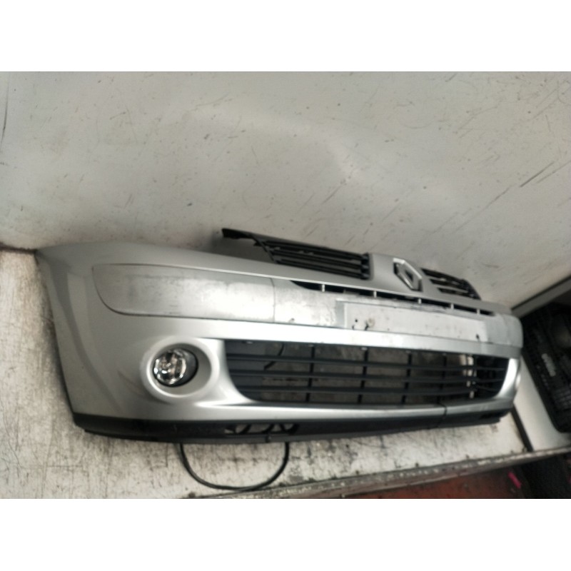 Recambio de paragolpes delantero para renault clio ii (bb_, cb_) 1.5 dci (b/cb08) referencia OEM IAM  VER FOTOS 