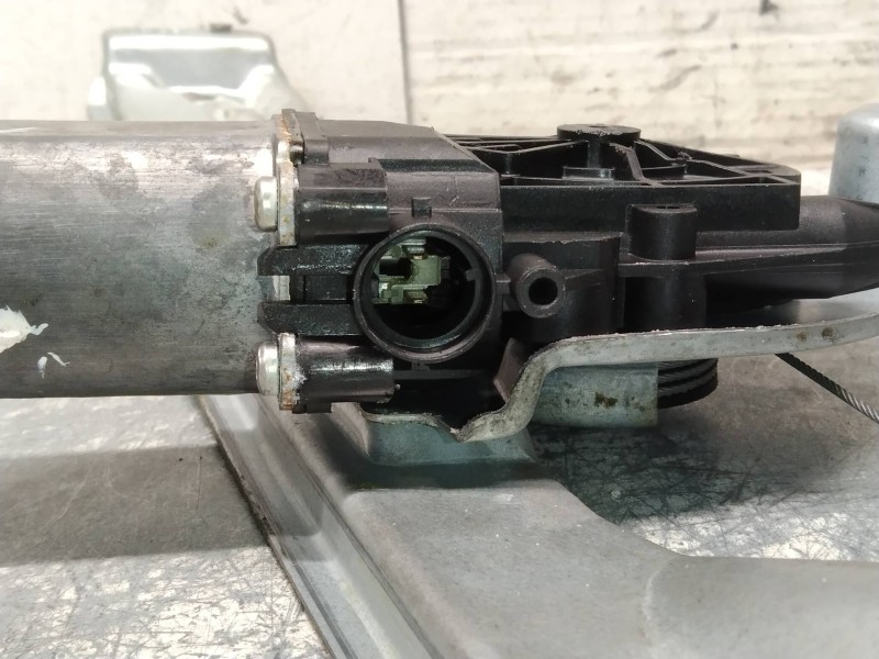 Recambio de elevalunas trasero izquierdo para renault clio grandtour exception referencia OEM IAM 400862C  5P