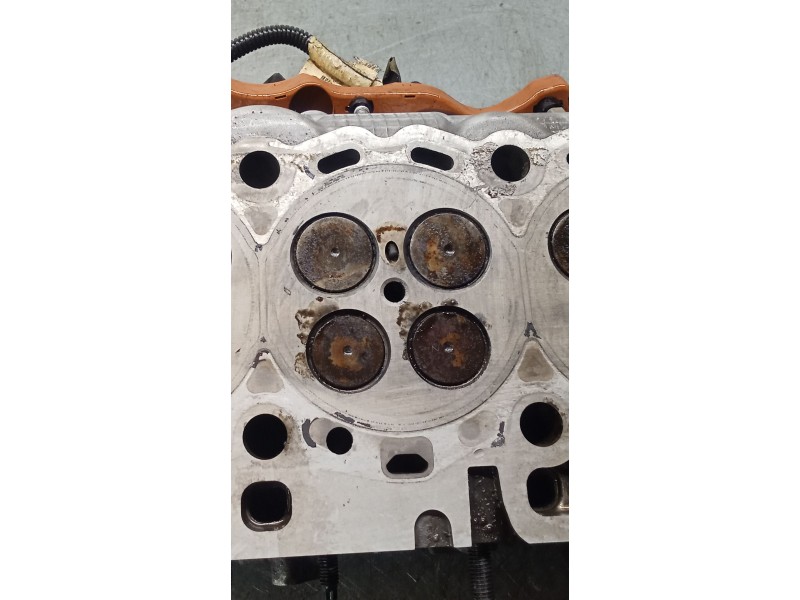 Recambio de culata para land rover range rover sport v6 td s referencia OEM IAM PM9X2Q6090CA 306DT DERECHA