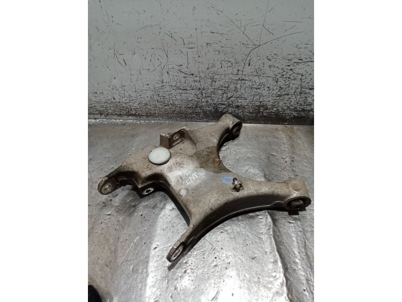 Recambio de brazo suspension inferior trasero derecho para bmw x5 (e53) 3.0 d referencia OEM IAM  03 INFERIOR