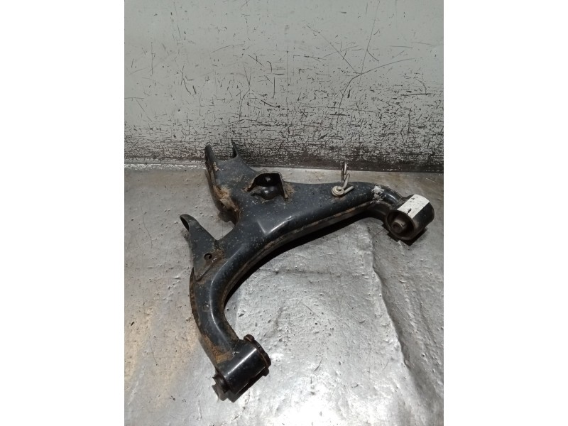 Recambio de brazo suspension inferior trasero izquierdo para land rover range rover sport v6 td s referencia OEM IAM   10