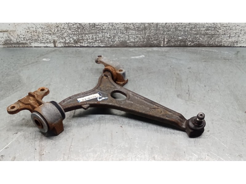 Recambio de brazo suspension inferior delantero derecho para fiat scudo furgoneta (270_, 272_) 1.6 d multijet referencia OEM IAM