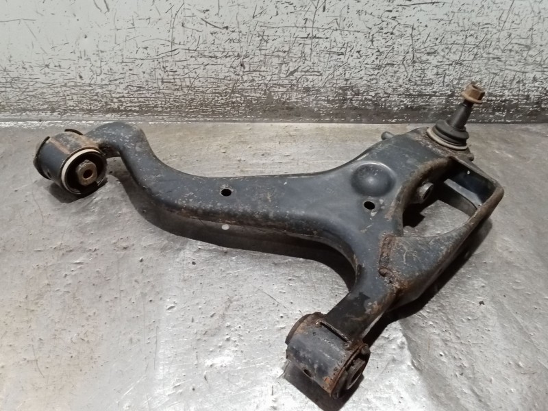 Recambio de brazo suspension inferior delantero derecho para land rover range rover sport v6 td s referencia OEM IAM   