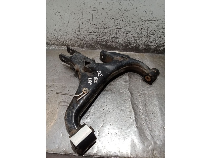 Recambio de brazo suspension inferior trasero derecho para land rover range rover sport v6 td s referencia OEM IAM   10
