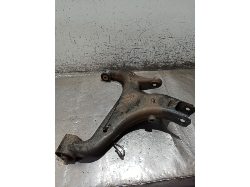 Recambio de brazo suspension inferior trasero derecho para land rover range rover sport v6 td s referencia OEM IAM   10