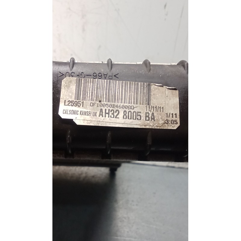 Recambio de radiador agua para land rover range rover sport v6 td s referencia OEM IAM AH328005BA  10