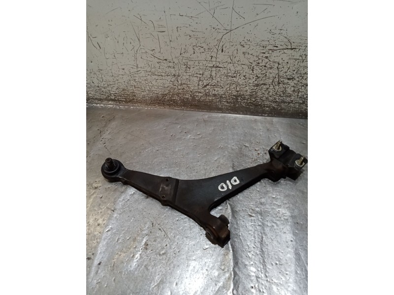 Recambio de brazo suspension inferior delantero derecho para peugeot 106 ii (1a_, 1c_) 1.1 i referencia OEM IAM   96