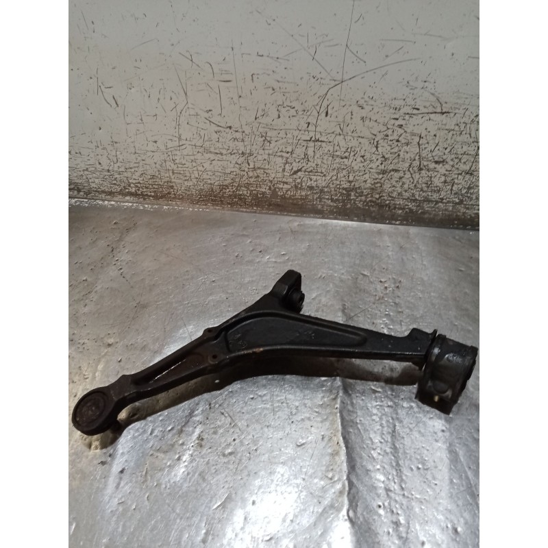 Recambio de brazo suspension inferior delantero derecho para peugeot 106 ii (1a_, 1c_) 1.1 i referencia OEM IAM   96