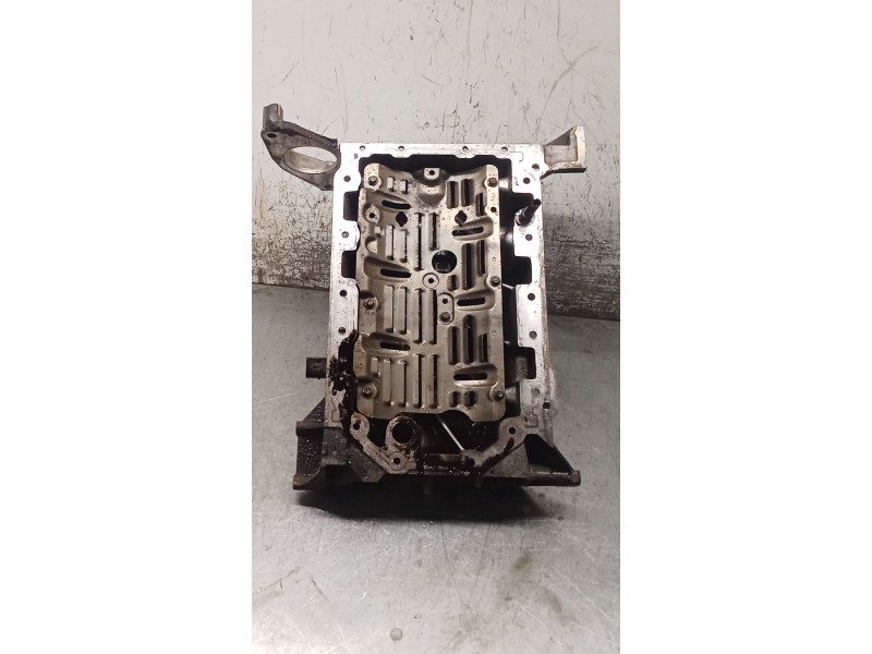 Recambio de carter para land rover range rover sport v6 td s referencia OEM IAM 9H2Q6675BA  10