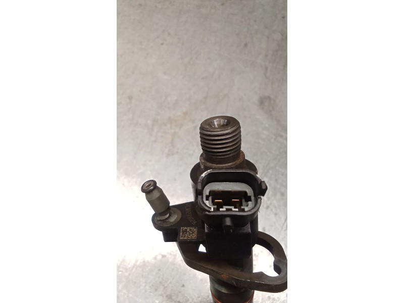 Recambio de inyector para land rover range rover sport v6 td s referencia OEM IAM 0445116013 9X2Q9K546DB BOSCH