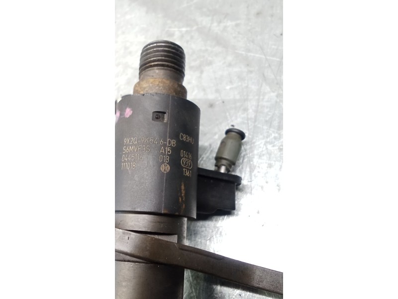Recambio de inyector para land rover range rover sport v6 td s referencia OEM IAM 0445116013 9X2Q9K546DB BOSCH