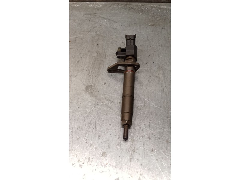 Recambio de inyector para land rover range rover sport v6 td s referencia OEM IAM 0445116013 9X2Q9K546DB BOSCH