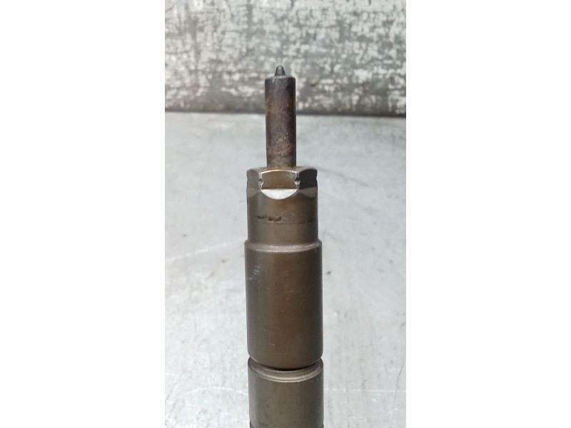 Recambio de inyector para land rover range rover sport v6 td s referencia OEM IAM 0445116013 9X2Q9K546DB BOSCH