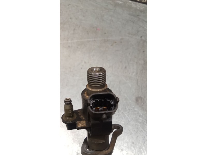 Recambio de inyector para land rover range rover sport v6 td s referencia OEM IAM 0445116013 9X2Q9K546DB BOSCH