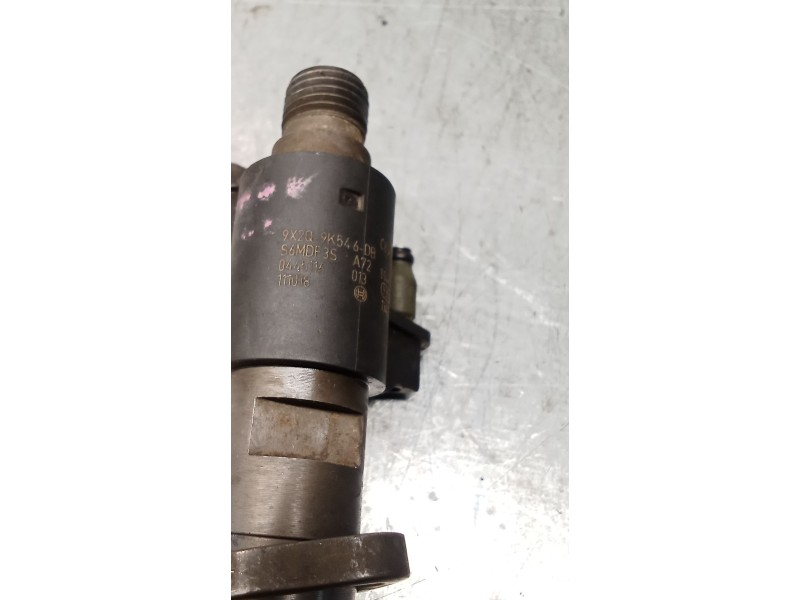 Recambio de inyector para land rover range rover sport v6 td s referencia OEM IAM 0445116013 9X2Q9K546DB BOSCH