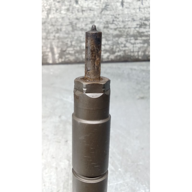 Recambio de inyector para land rover range rover sport v6 td s referencia OEM IAM 0445116013 9X2Q9K546DB BOSCH