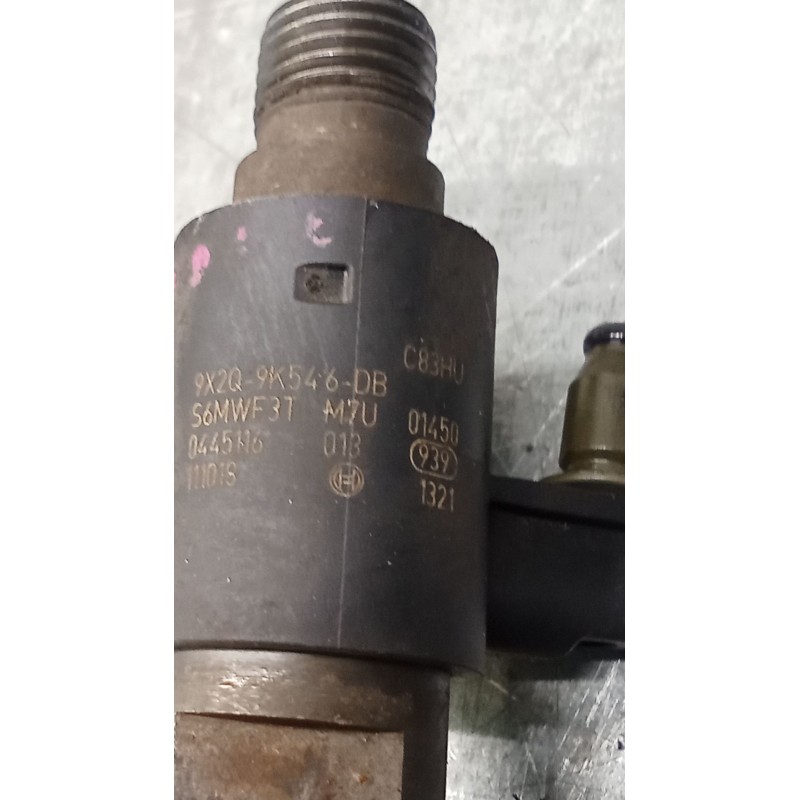 Recambio de inyector para land rover range rover sport v6 td s referencia OEM IAM 0445116013 9X2Q9K546DB BOSCH