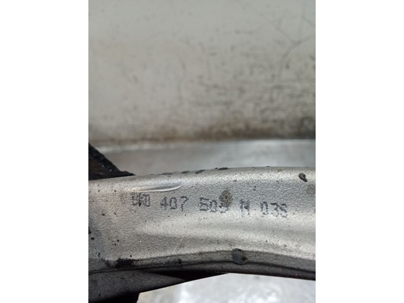 Recambio de brazo suspension superior delantero izquierdo para audi a7 sportback (4ga, 4gf) 3.0 tdi quattro referencia OEM IAM 8