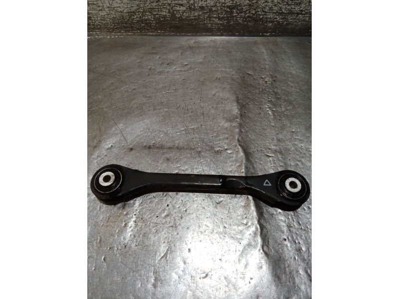 Recambio de brazo suspension inferior trasero izquierdo para audi a7 sportback (4ga, 4gf) 3.0 tdi quattro referencia OEM IAM 8K0