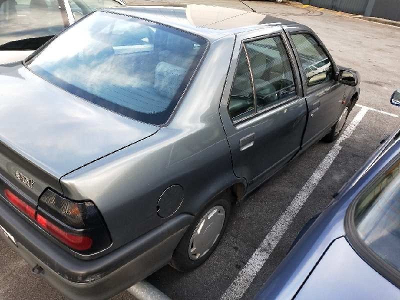 renault 19 (b/c/l53) del año 1993