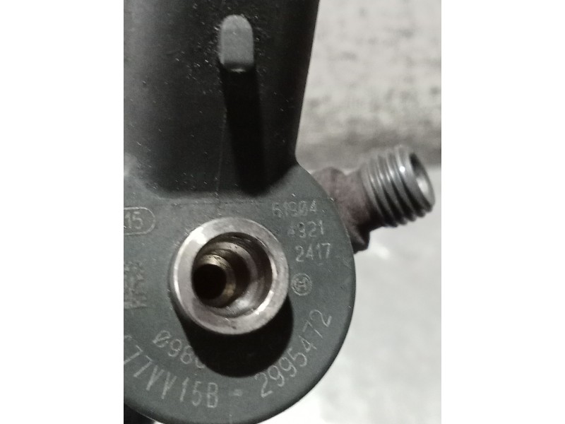Recambio de inyector para iveco daily iv caja/chasis 35c15 referencia OEM IAM 0986435153 2995472 BOSCH