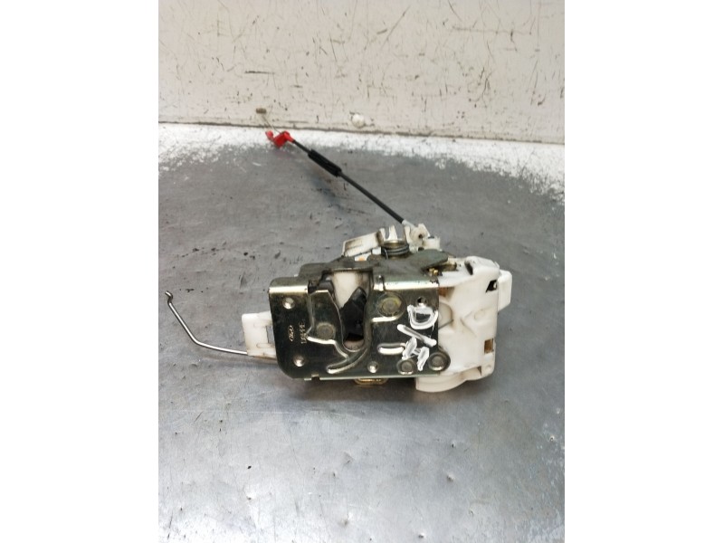 Recambio de motor cierre centralizado delantero izquierdo para ford mondeo ii sedán (bfp) 2.0 i referencia OEM IAM 96BGF21813EM 