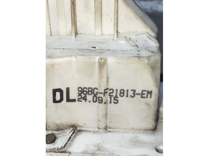 Recambio de motor cierre centralizado delantero izquierdo para ford mondeo ii sedán (bfp) 2.0 i referencia OEM IAM 96BGF21813EM 