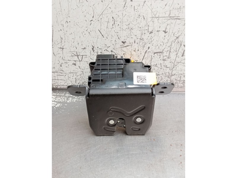 Recambio de motor cierre centralizado porton para kia ceed tourer (cd) 1.6 crdi 115 referencia OEM IAM  5P 2018