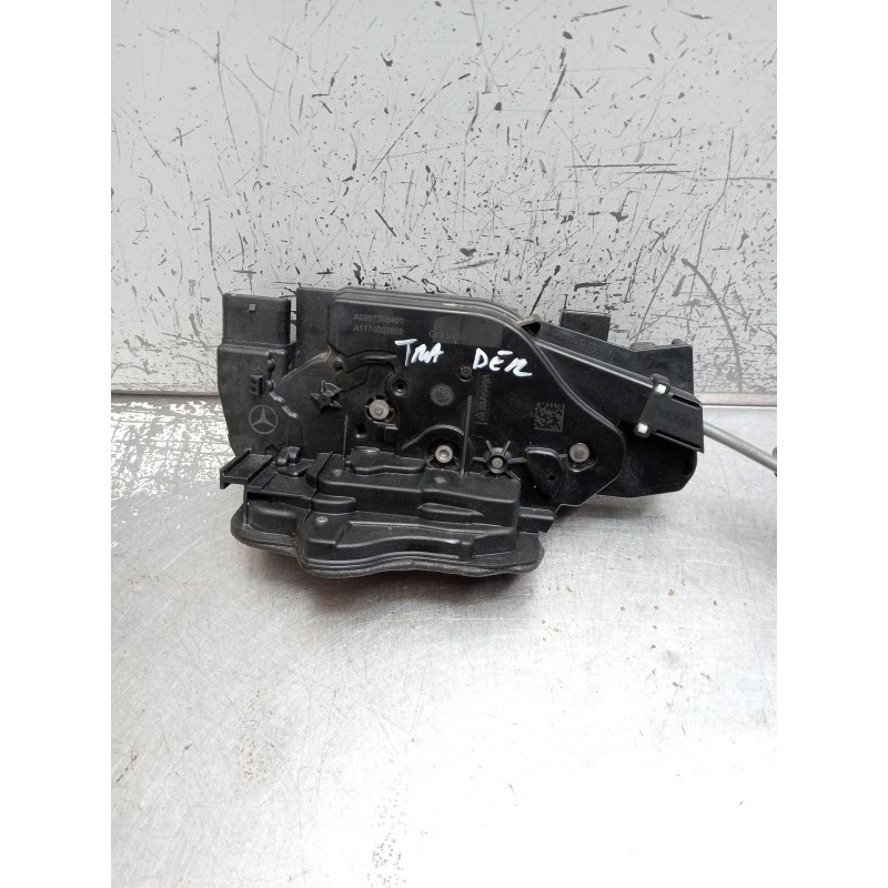 Recambio de motor cierre centralizado trasero derecho para mercedes-benz clase c (w206) c 200 d (206.003) referencia OEM IAM A09