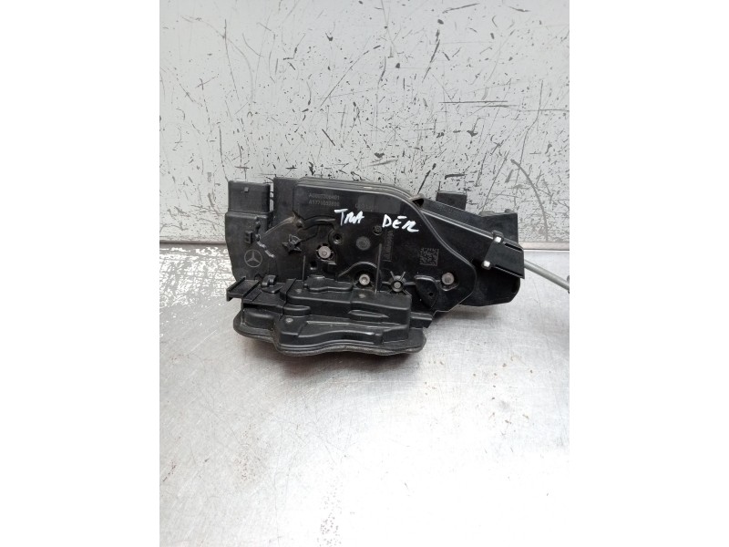 Recambio de motor cierre centralizado trasero derecho para mercedes-benz clase c (w206) c 200 d (206.003) referencia OEM IAM A09