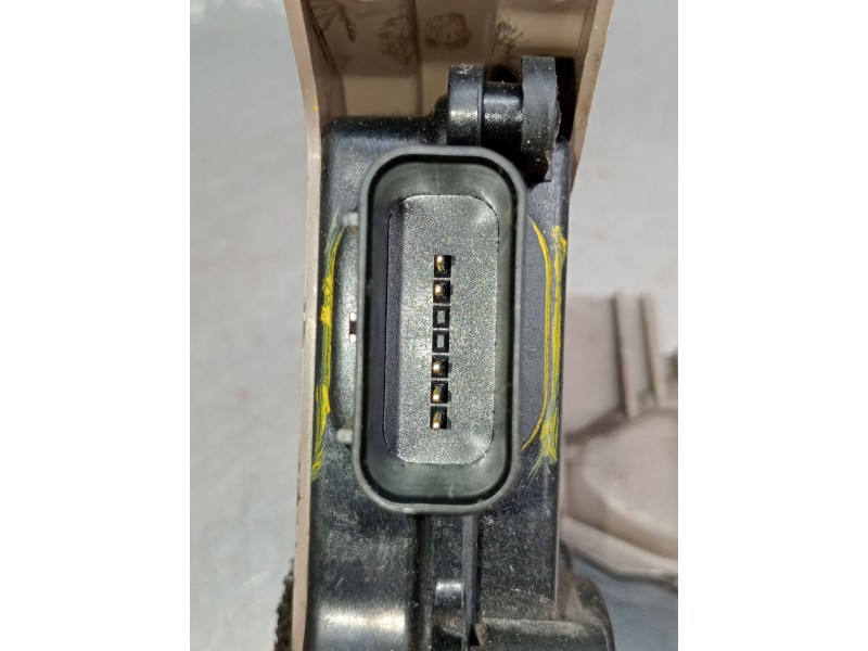 Recambio de motor cierre centralizado delantero izquierdo para kia ceed tourer (cd) 1.6 crdi 115 referencia OEM IAM 81310J7010 5