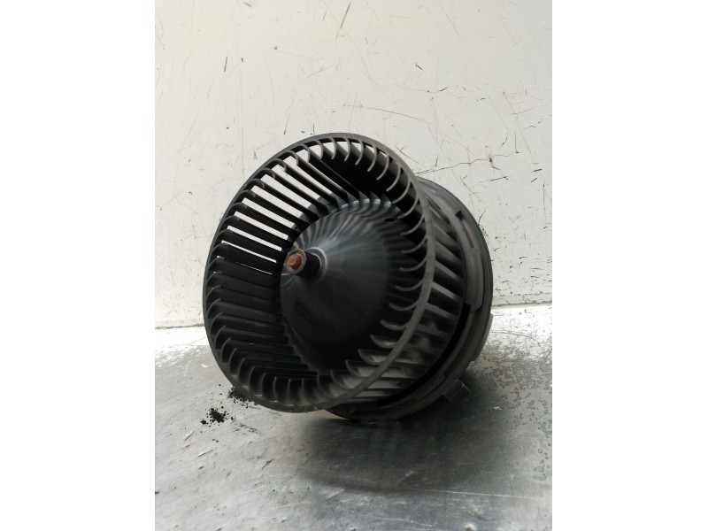 Recambio de motor calefaccion para ford mondeo ii sedán (bfp) 2.0 i referencia OEM IAM 93BW18515AB  1997