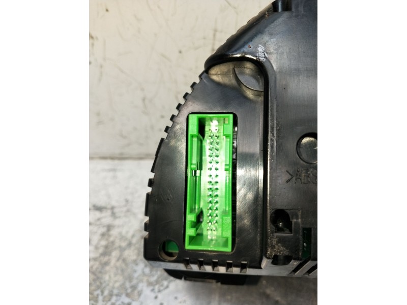 Recambio de cuadro instrumentos para audi a4 b6 (8e2) 2.0 referencia OEM IAM 026326016  2001