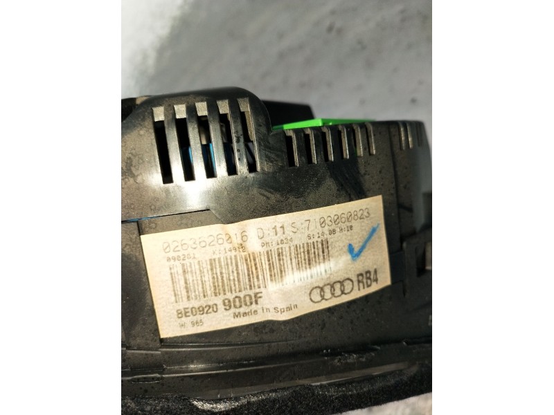 Recambio de cuadro instrumentos para audi a4 b6 (8e2) 2.0 referencia OEM IAM 026326016  2001