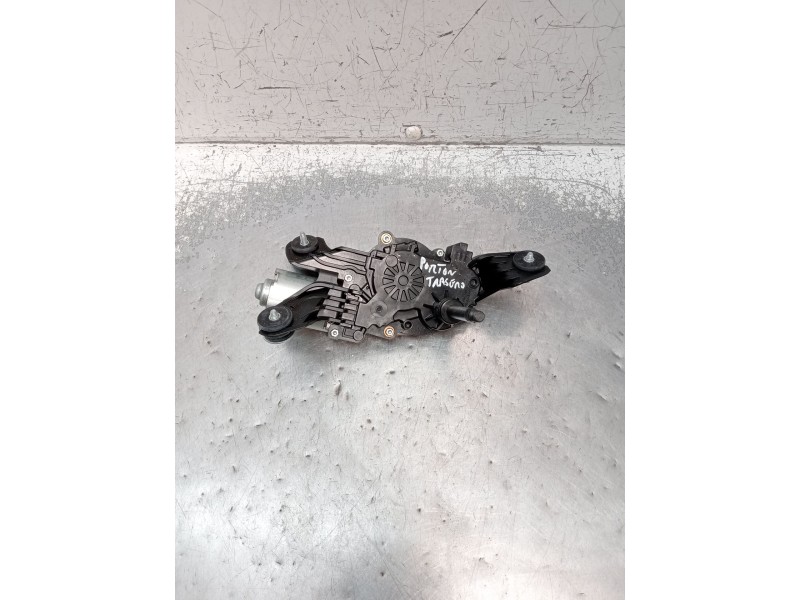 Recambio de motor limpia trasero para kia ceed tourer (cd) 1.6 crdi 115 referencia OEM IAM 0390205069 98700J7000 2018